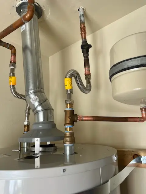 Water heater installation and plumbing repair in Paradise Hill